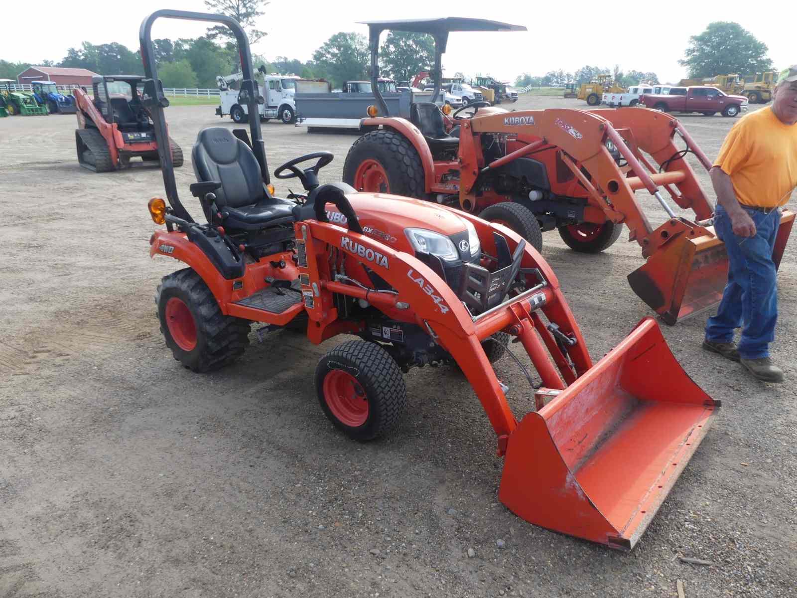 2020 Kubota BX2380 MFWD Tractor, s/n KBUC1BHRJLGL42638: Rollbar, LA344 Load