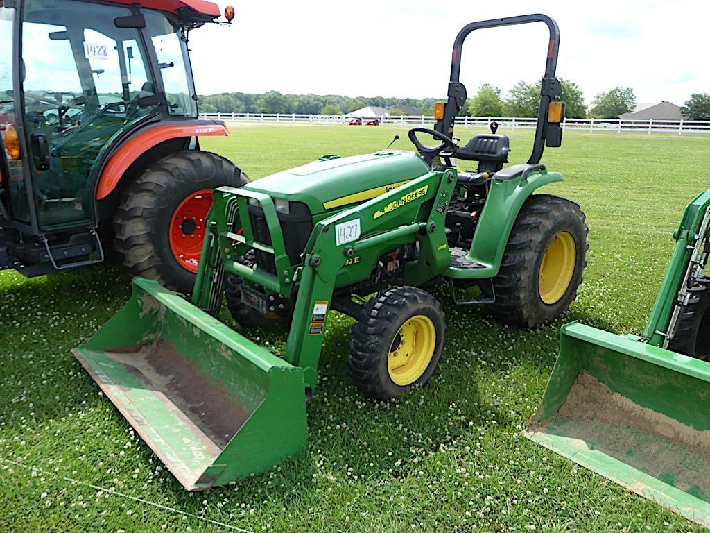 2016 John Deere 3032E MFWD Tractor, s/n 1LV3032EPGG102107: Loader, Meter Sh