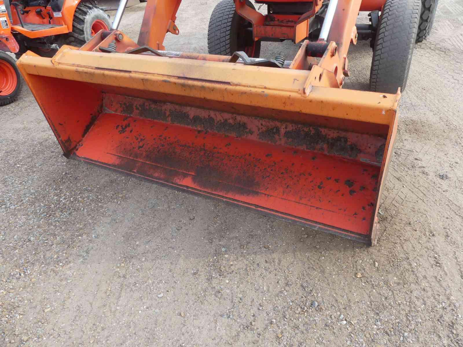 Kubota L4701 Tractor, s/n 10493: 2wd, Rollbar Canopy, Loader w/ Bkt., 3PH,