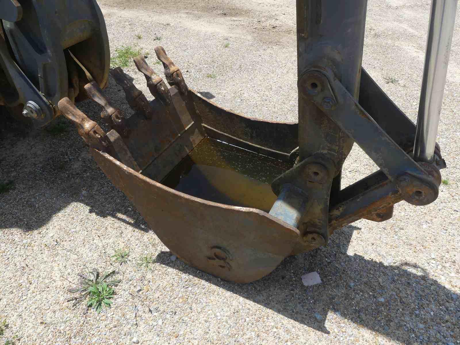 Volvo BL60 4WD Extendahoe, s/n BL60D10503: Canopy, Meter Shows 1889 hrs
