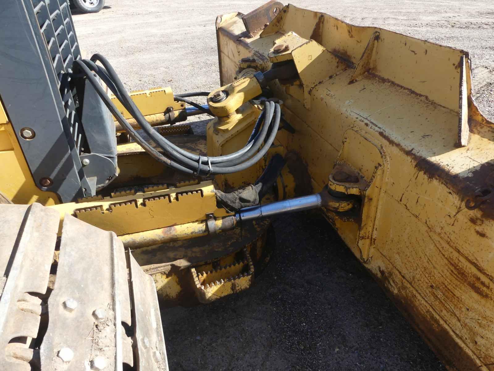 2006 John Deere 650J LGP Dozer, s/n 113624: Canopy, Sweeps, Rear Screen, 6-