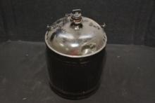 CB& Q R&R Co. 2 Gal. Oil Can