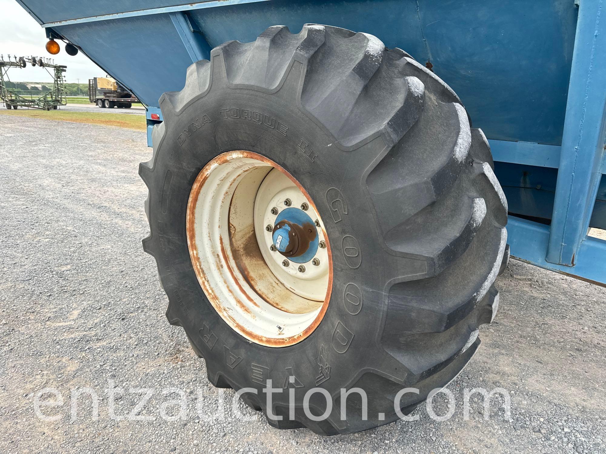 KINZE 840 GRAIN CART, R/O TARP, 1000 PTO