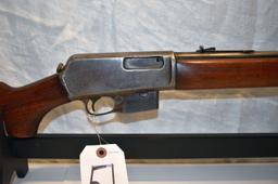 Winchester Model 1907 S.L. Semi Auto Rifle, 351 Cal., Magazine, SN: 19656, 20" Round Barrel