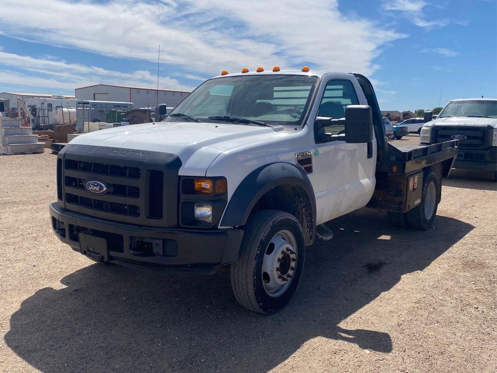 2008 Ford F450 Super Duty XL  Flatbed Regular Cab 2WD DRW