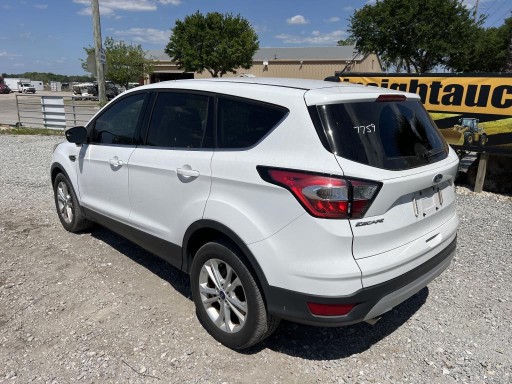 2017 FORD ESCAPE SE W/T R/K