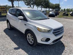 2017 FORD ESCAPE SE W/T R/K