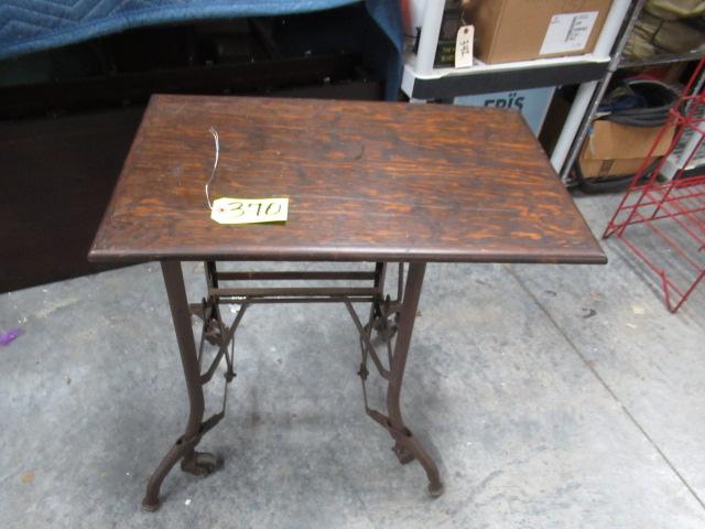 OAK ROLL AROUND TYPEWRITER TABLE W/ METAL LEGS  26 X 15 X