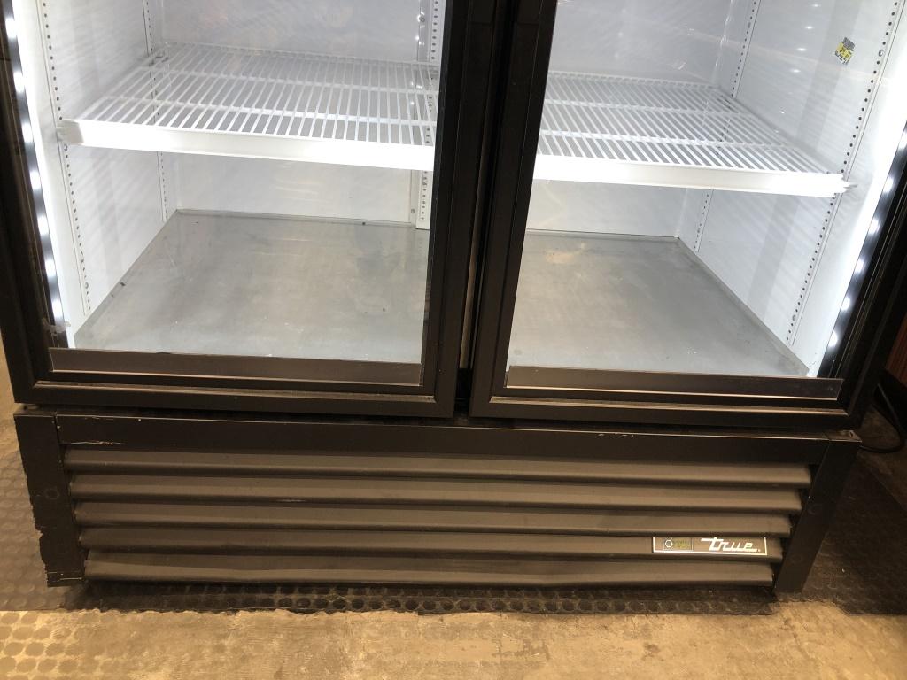 True Nat Refrigerant Glass Door Cooler