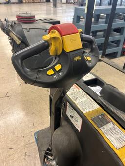 Yale Electric Pallet Jack