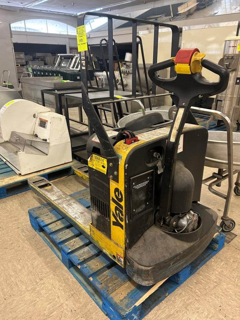 Yale Electric Pallet Jack