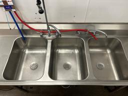 Elkay Stainless Steel 3 Compartment Sink W/ Sprayer And SinkMizer