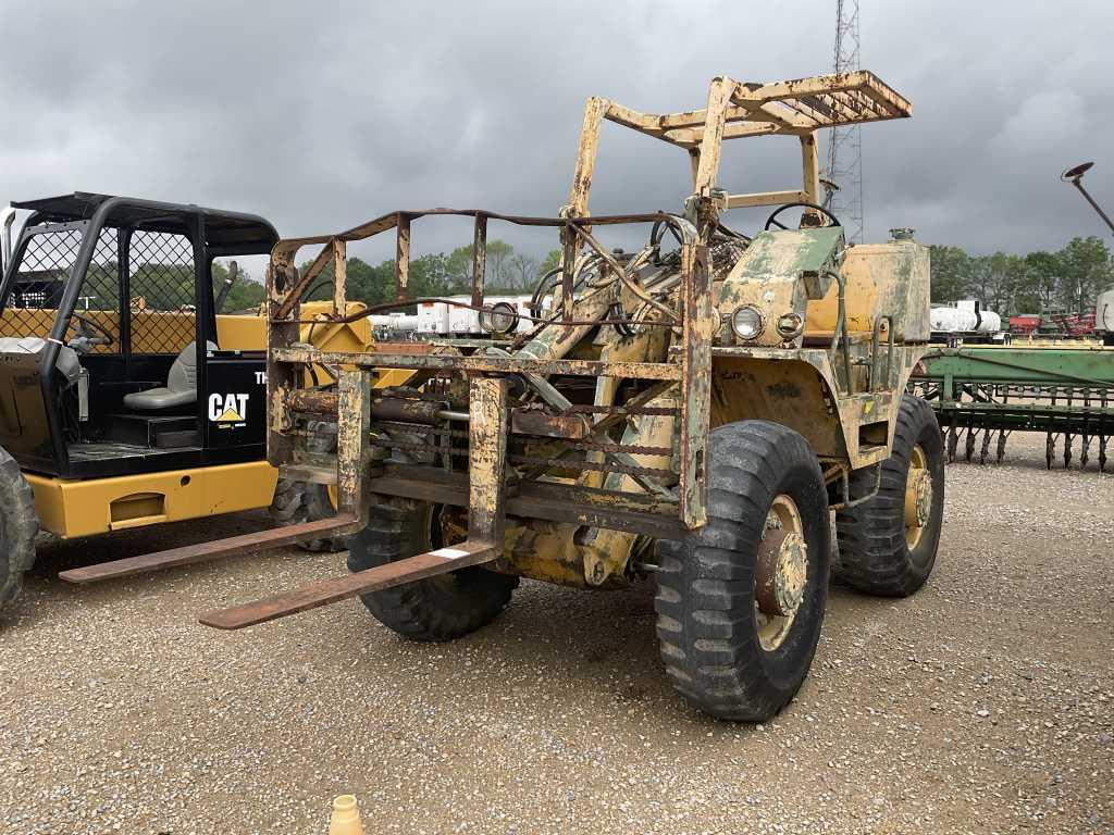 1984 Pettibone MC16000RTI Telescoping Wheel Loader