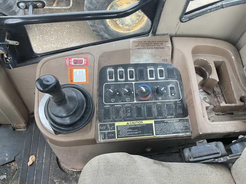 John Deere 624H Wheel Loader