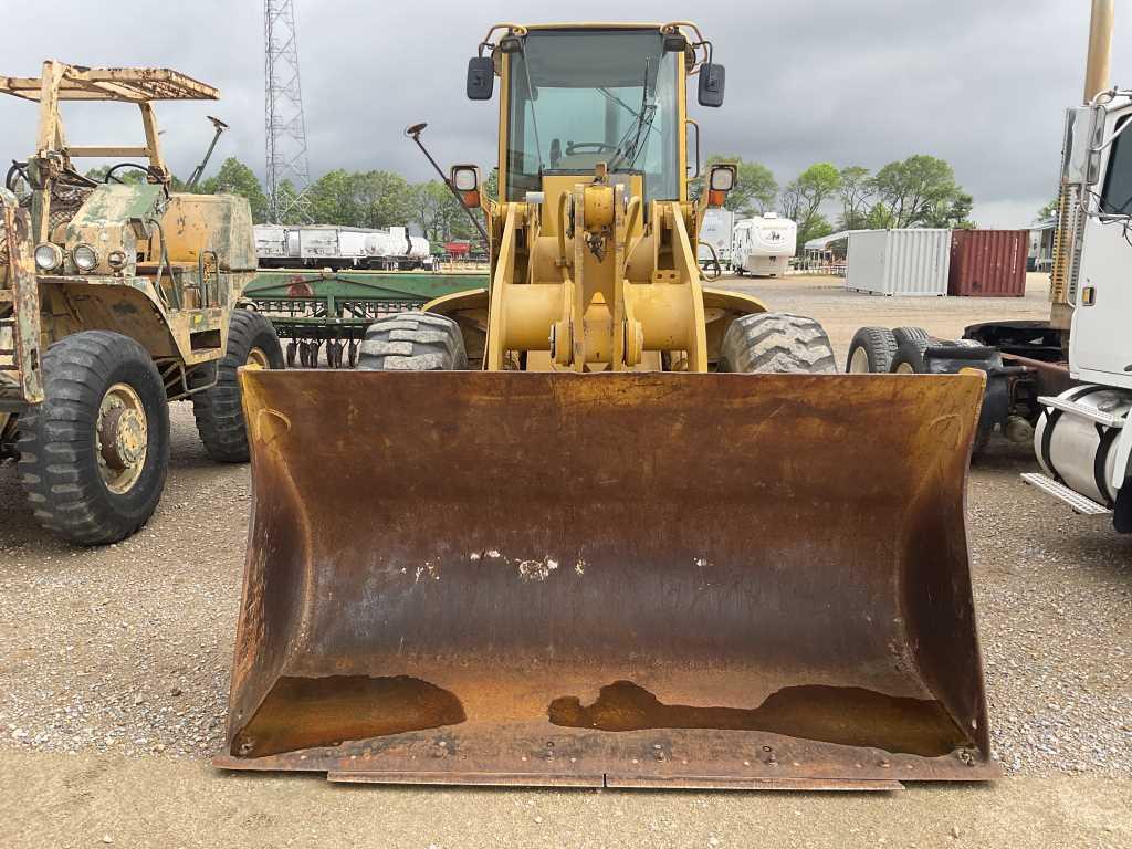 John Deere 624H Wheel Loader