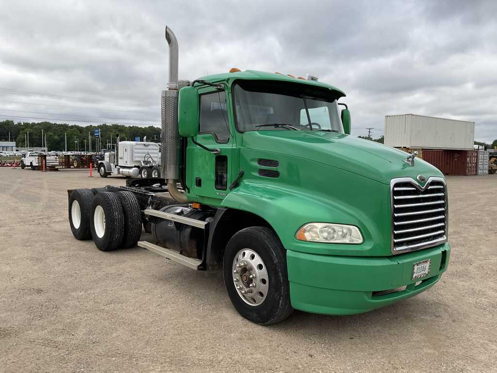 2004 Mack Vision CX613 Truck Tractor