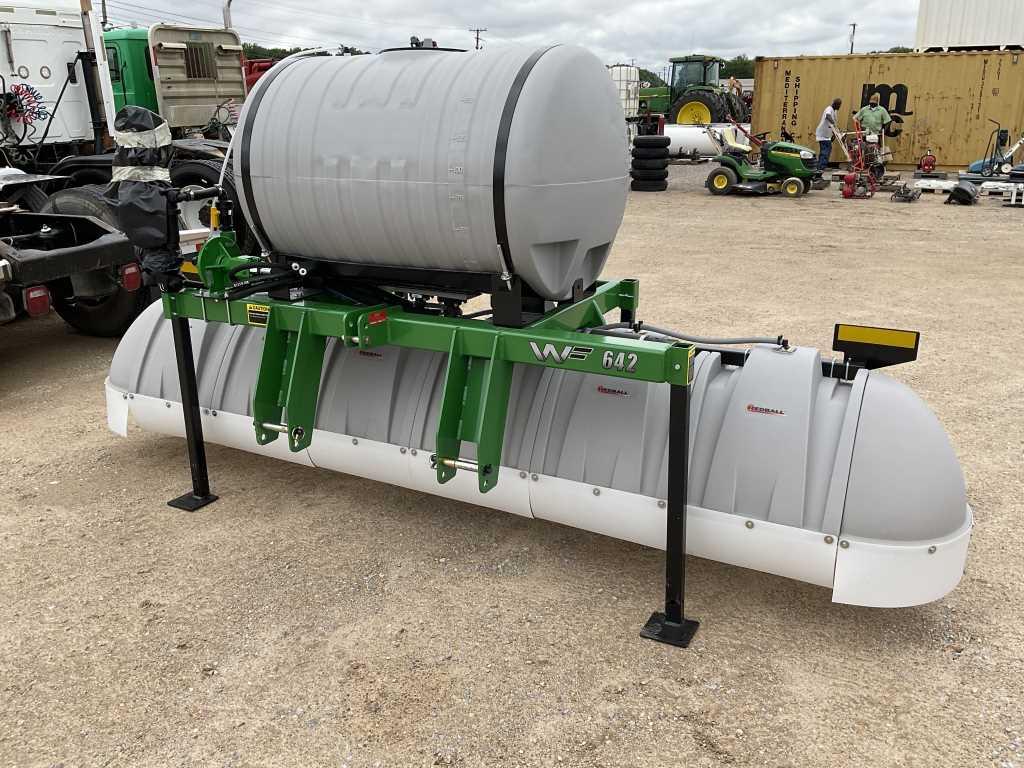 New/Unused Willmar Fab. 642 Hooded Sprayer