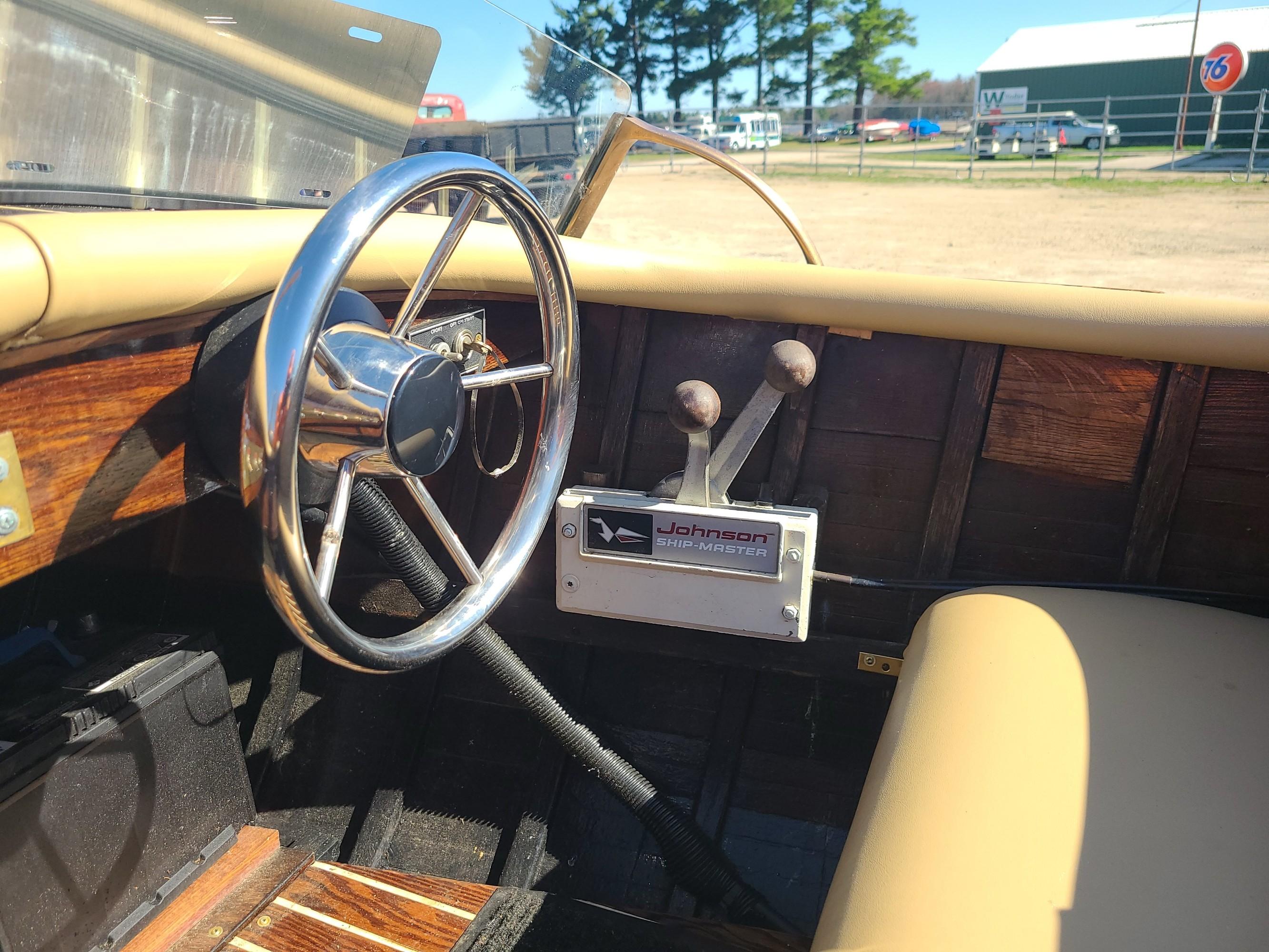 1946 Wagemaker Wolverine Boat