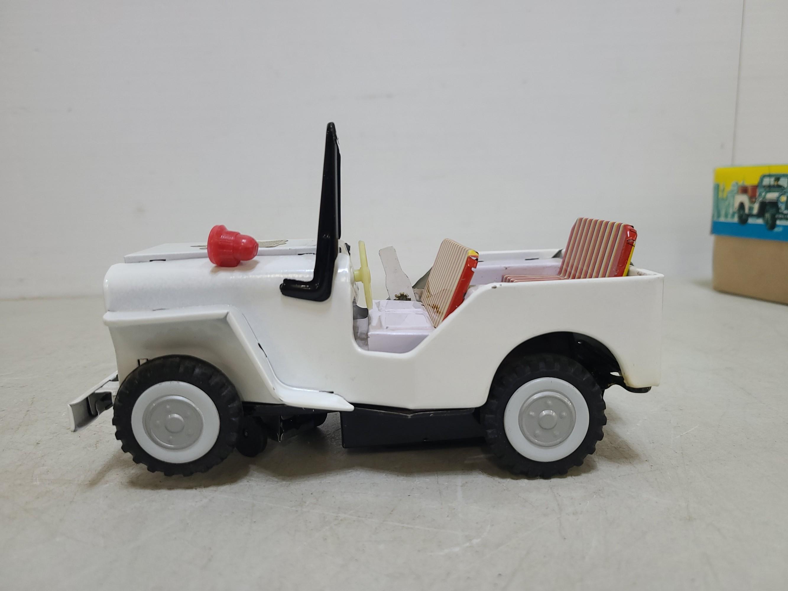 TN Battery Op Police Patrol Jeep Toy In Box