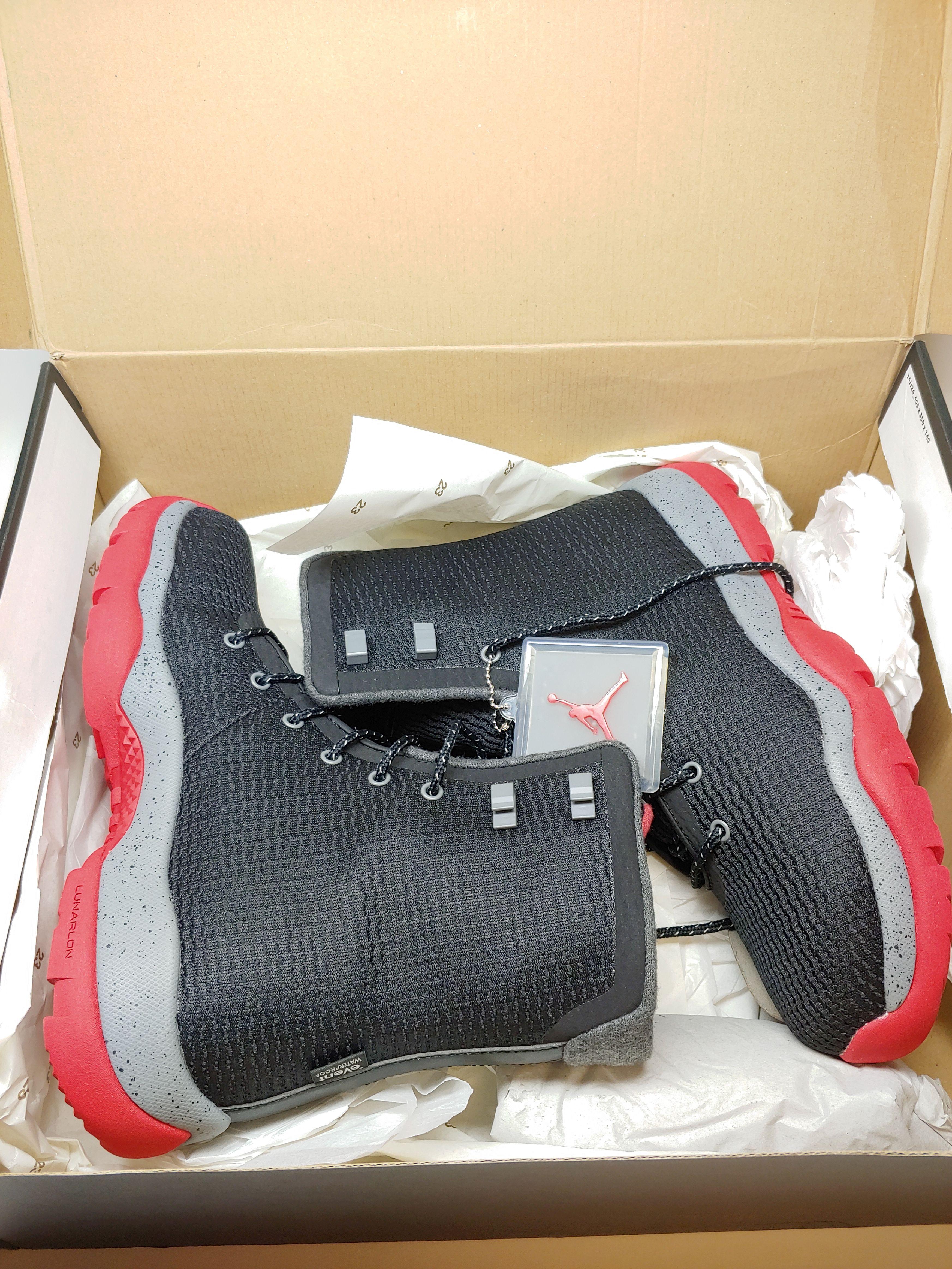 Brand New Mens NIke Air Jordan Future Boot Waterproof Black Cool Grey Gym Red 854554 001 Size 9.5