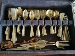 DIRILITE Tableware Gold Silverware Set - Complete Vintage Silverware W/ Paperwork & Providonce. Fami