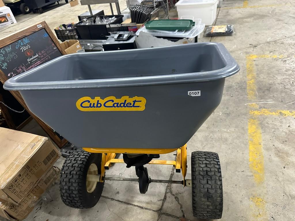 Cub Cadet Fertilization Spreader