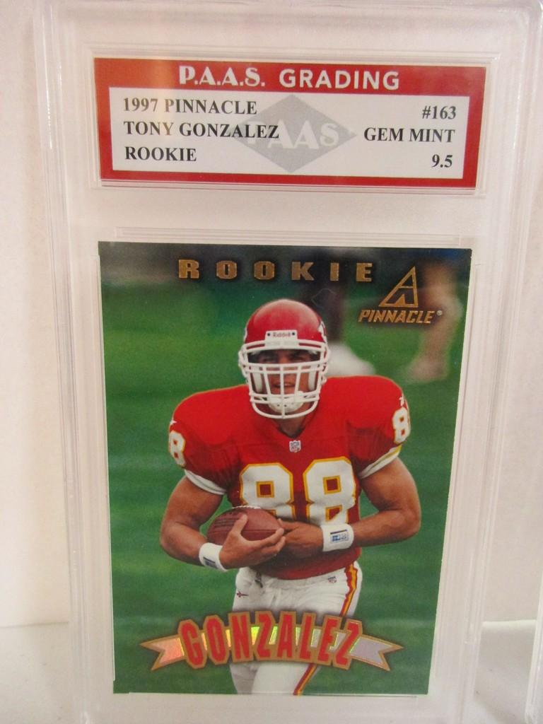 Tony Gonzalez KC Chiefs 1997 Pinnacle ROOKIE #163 graded PAAS Gem Mint 9.5