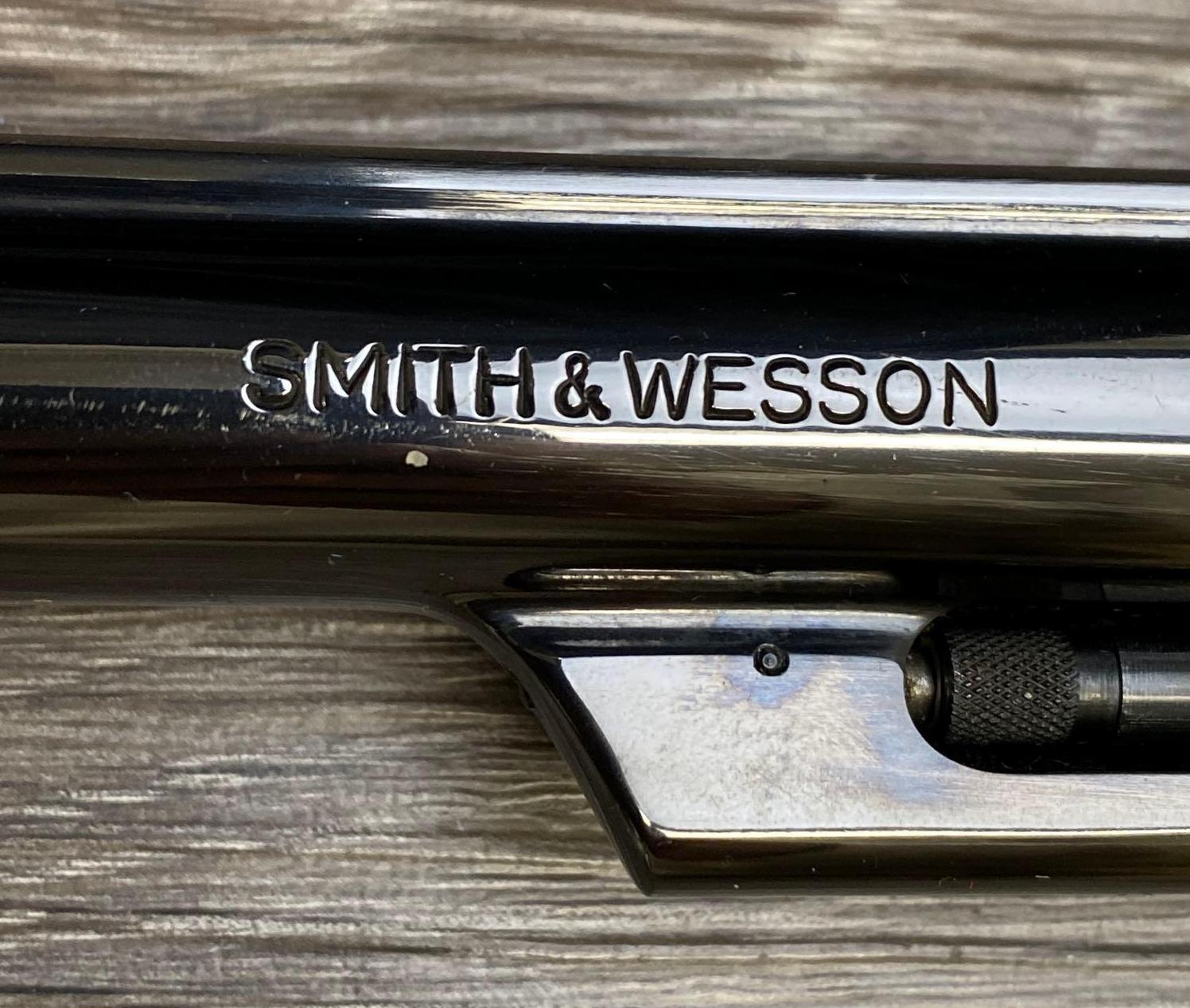 SMITH & WESSON MODEL1955 (25-2) .45 COLT CALIBER DA REVOLVER W/ PRESENTATION CASE/& ACCESSORIES.