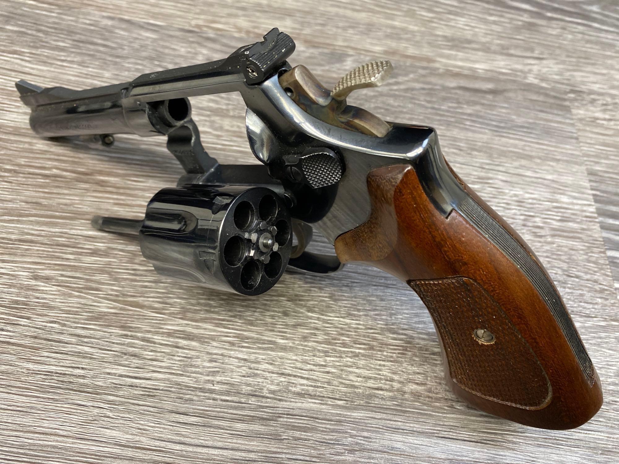 SMITH & WESSON MODEL 15-3 K38 MASTERPIECE .38 SPECIAL CAL. DA REVOLVER