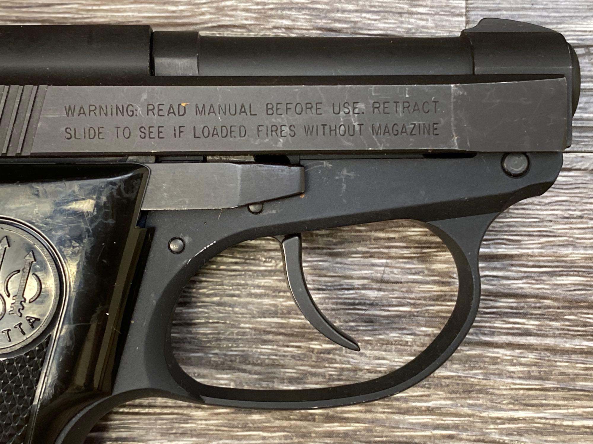 BERETTA MODEL 3032 TOMCAT .32 ACP SEMI-AUTO PISTOL