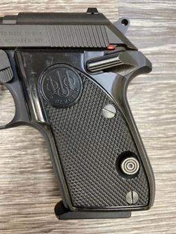 BERETTA MODEL 3032 TOMCAT .32 ACP SEMI-AUTO PISTOL