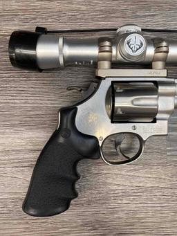 S&W MOD. 629-4 CLASSIC .44 MAG. CAL. STAINLESS STEEL DA REVOLVER W/S&W HARDCASE/DOCS/BUSHNELL SCOPE.