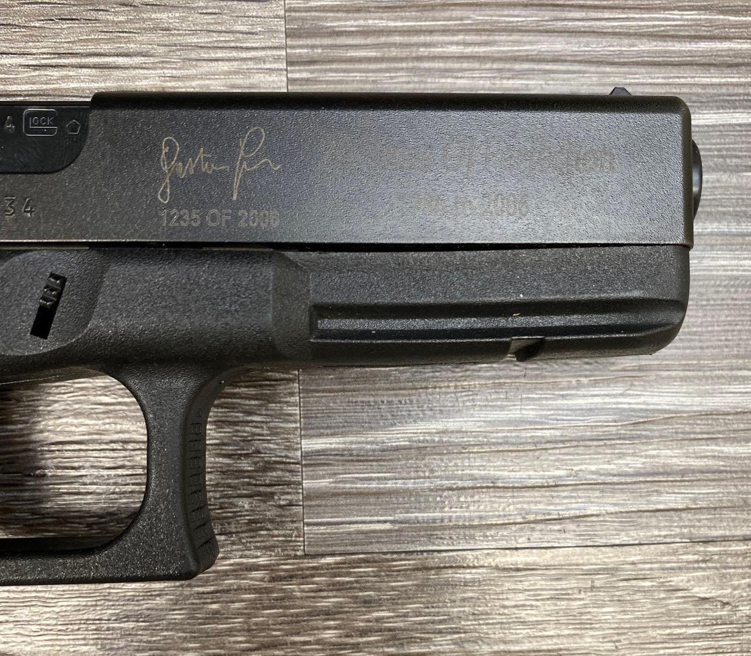 GLOCK 20 YR ANNIVERSARY"1986-2006" MODEL 17 PISTOL 9MM W/FACTORY HARDCASE, DOCS PACKET (CIRCA 2006).