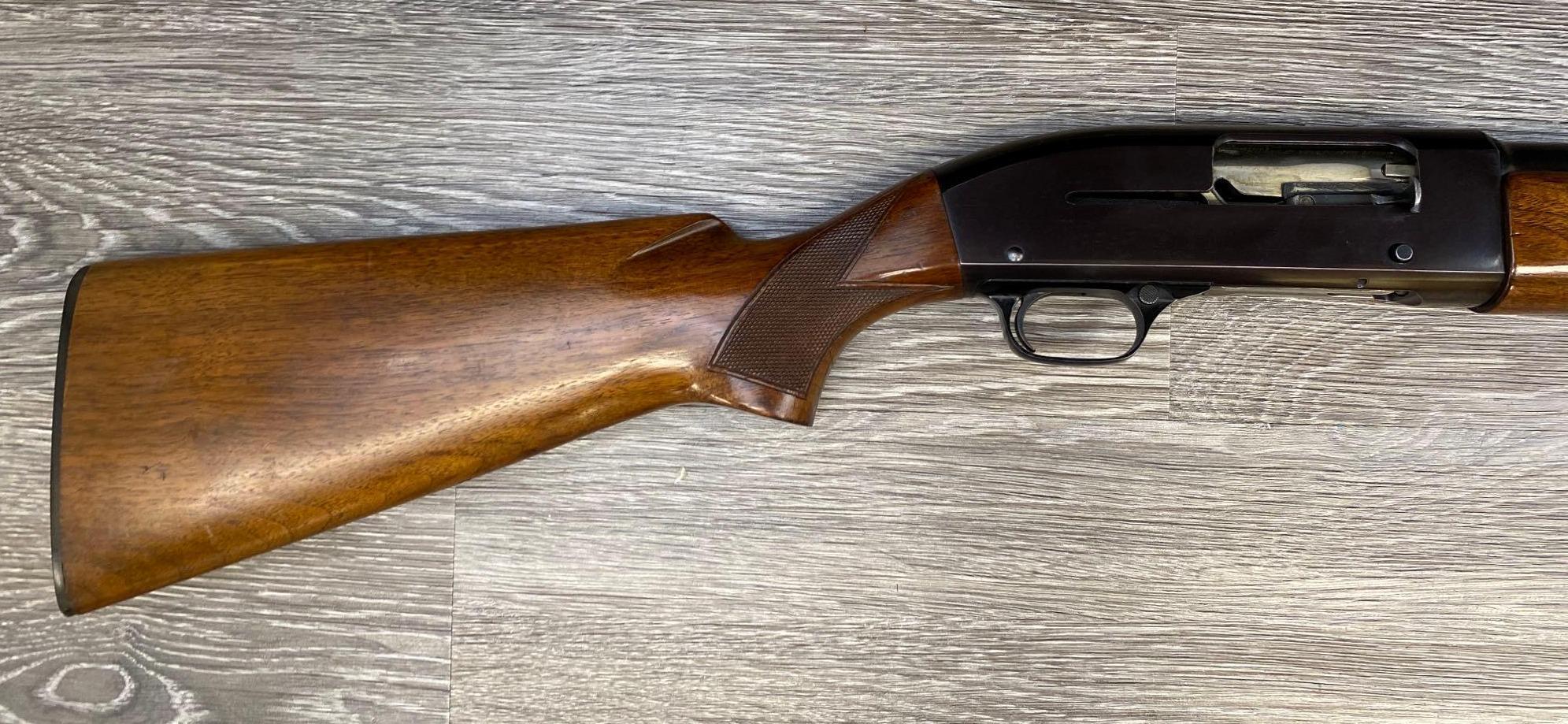 WINCHESTER MODEL 50 SEMI-AUTO SHOTGUN 12 GAUGE