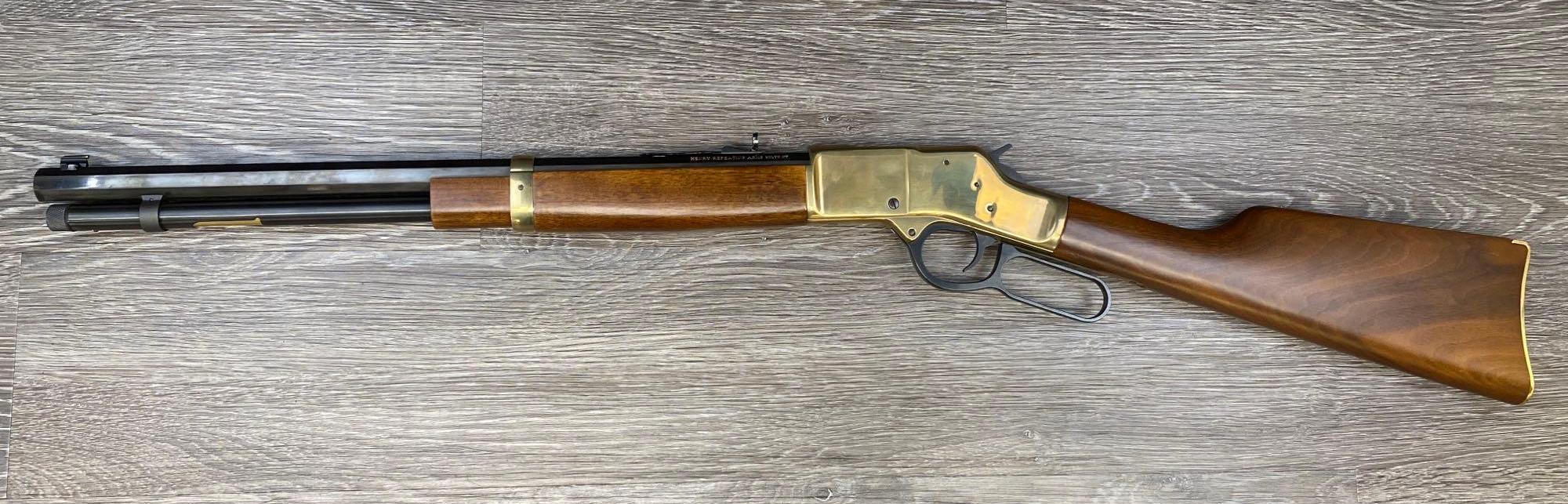 MODERN COPY BY HENRY REPEATING ARMS OF AN 1866 MODEL .44 REM. MAG/.44 SPL. CAL. LEVER ACTION RIFLE.