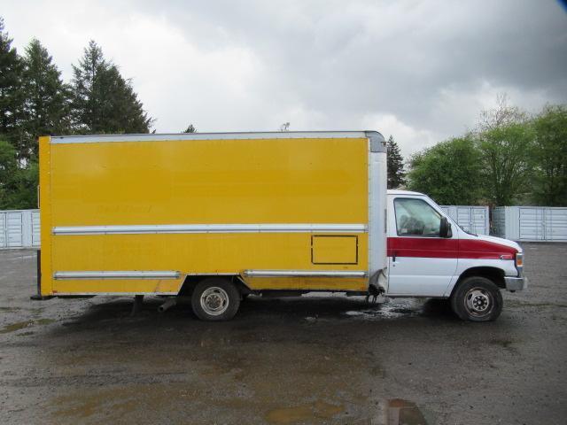 2008 FORD E-450 ECONOLINE 18' BOX TRUCK