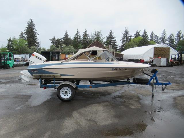 GLASTRON V-152 FUTURA 15' FIBERGLASS BOAT