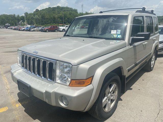 2008 Jeep Commander Sport