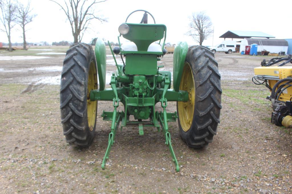 John Deere 60 Tractor