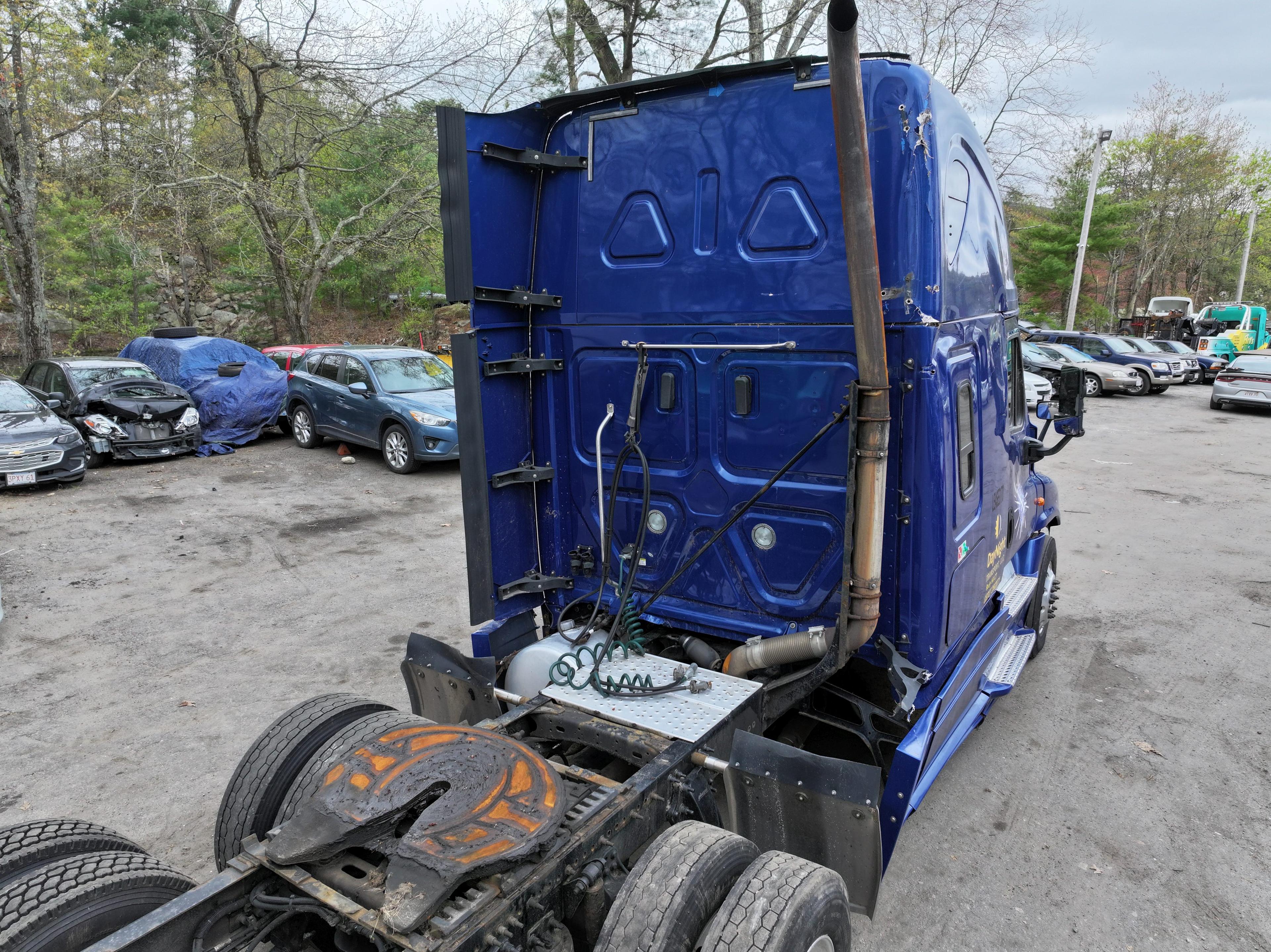 2017 Freightliner Tractor