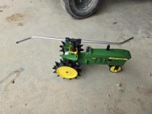 JOHN DEERE 4010 SPRINKLER