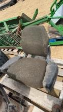 JOHN DEERE 7000 COMBINE SEAT