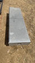 ALUMINUM TRUCK TOOL BOX