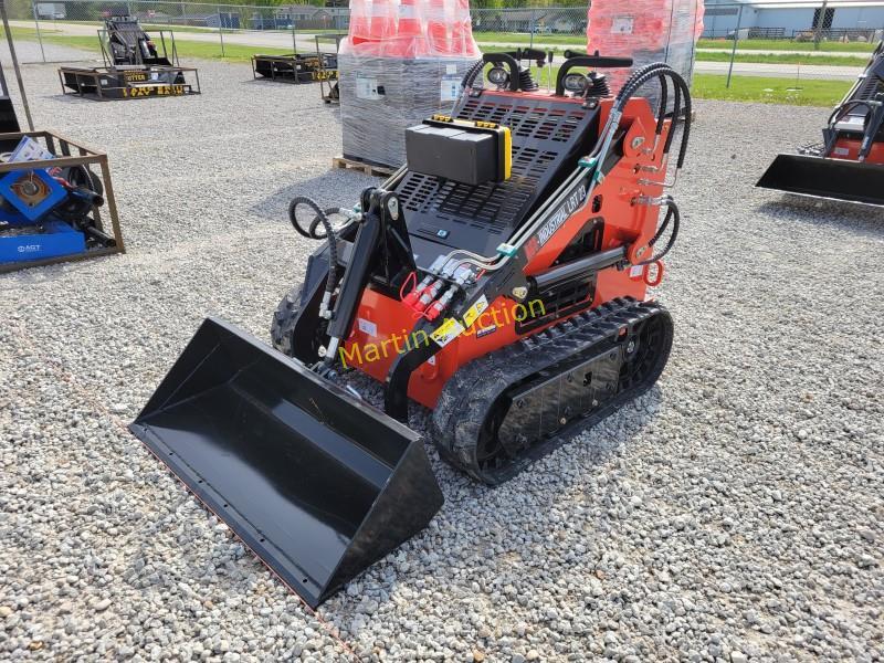 Dingo Mini Skid Steer Loader+