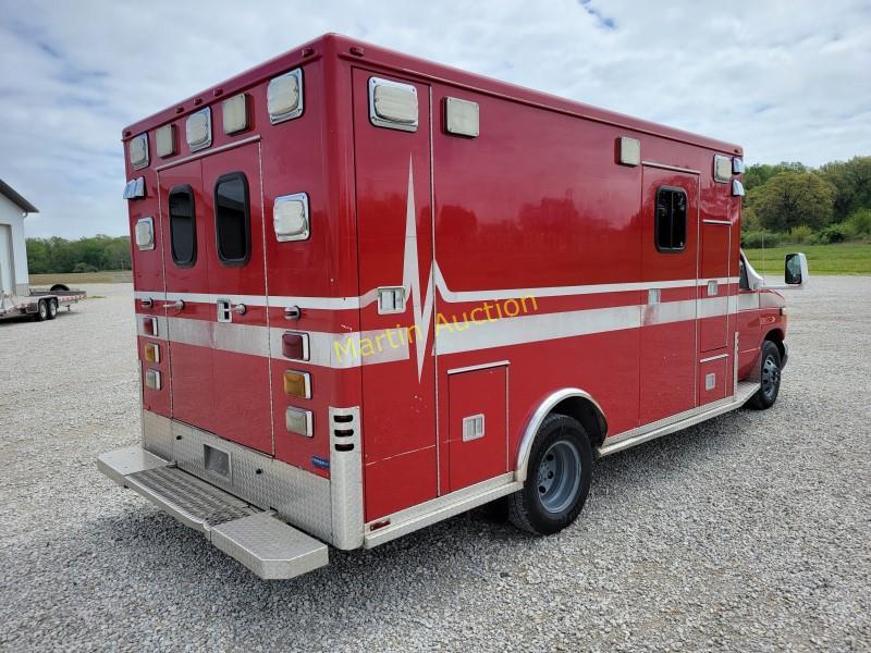 2004 Ford Econoline Ist