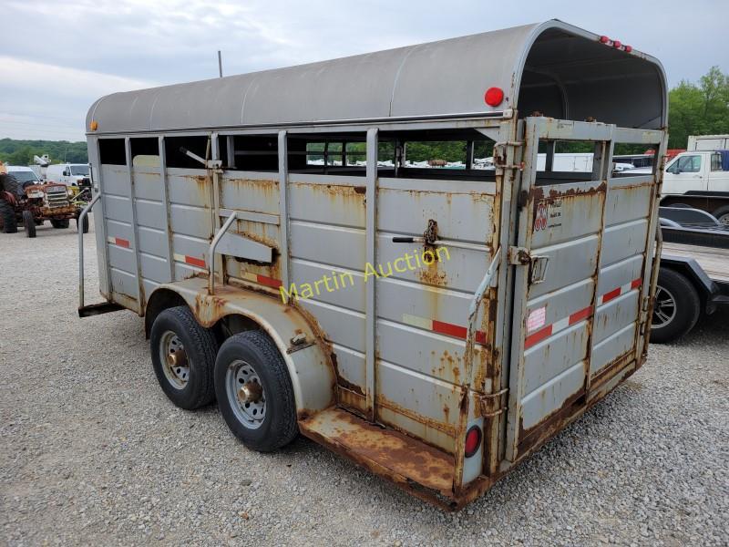 2012 WW 16 Ft Bumper Hitch Livestock Trailer VUT