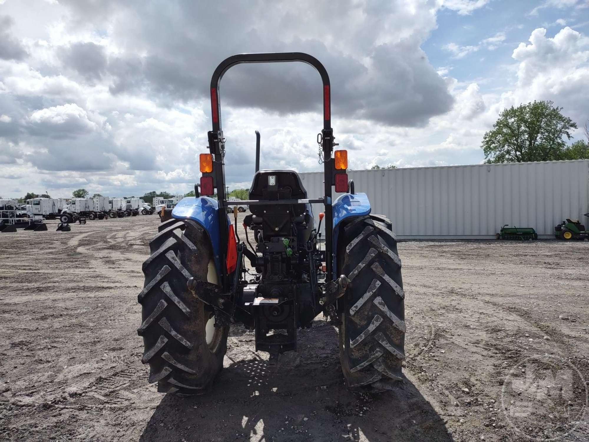 NEW HOLLAND 55 WORKMASTER SN: NH7297620