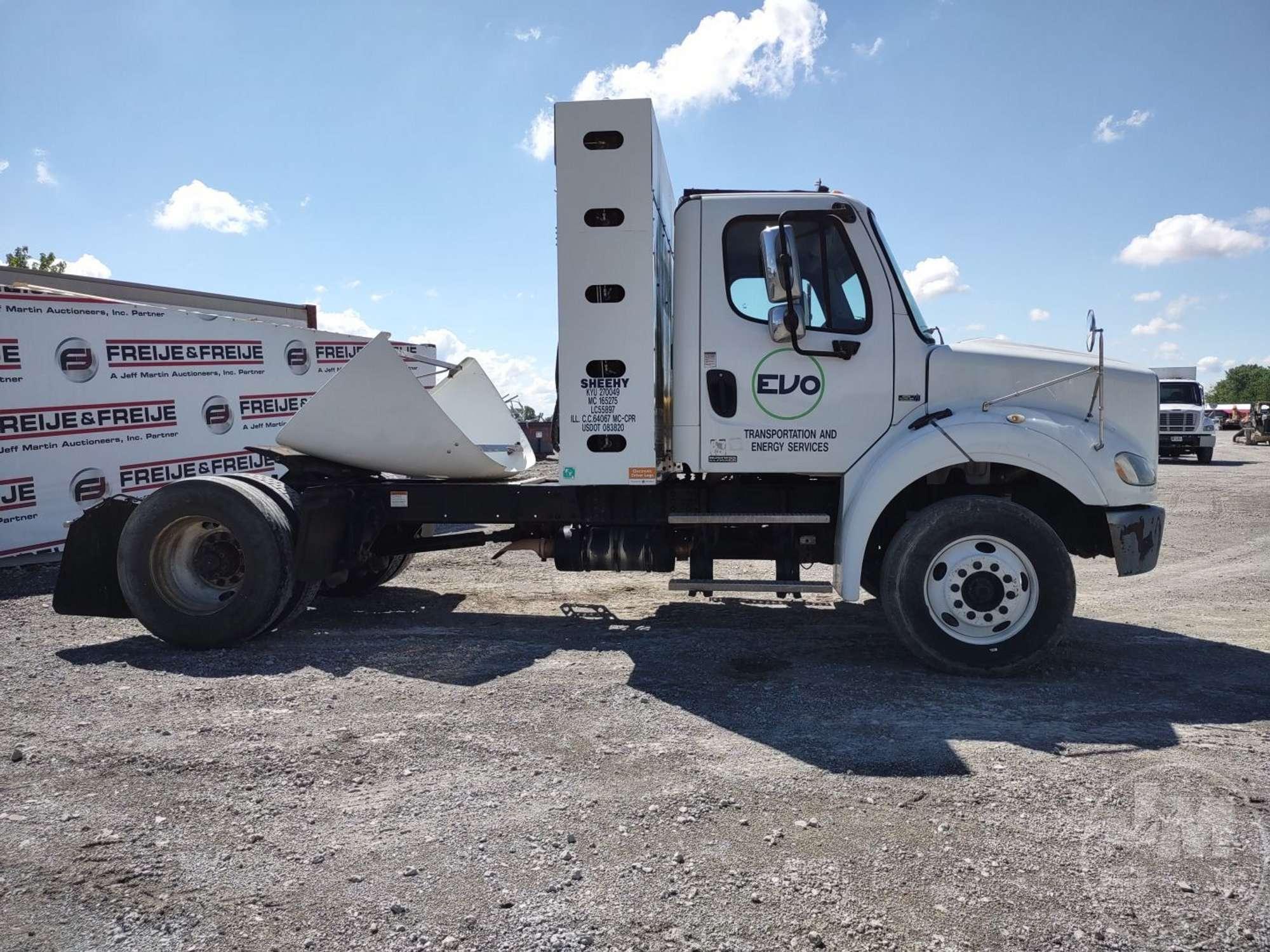 2014 FREIGHTLINER M2 SINGLE AXLE DAY CAB TRUCK TRACTOR 1FUBC5DX1EHFM5732