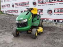 2004 JOHN DEERE L110 RIDING MOWER SN: GXL110A207340