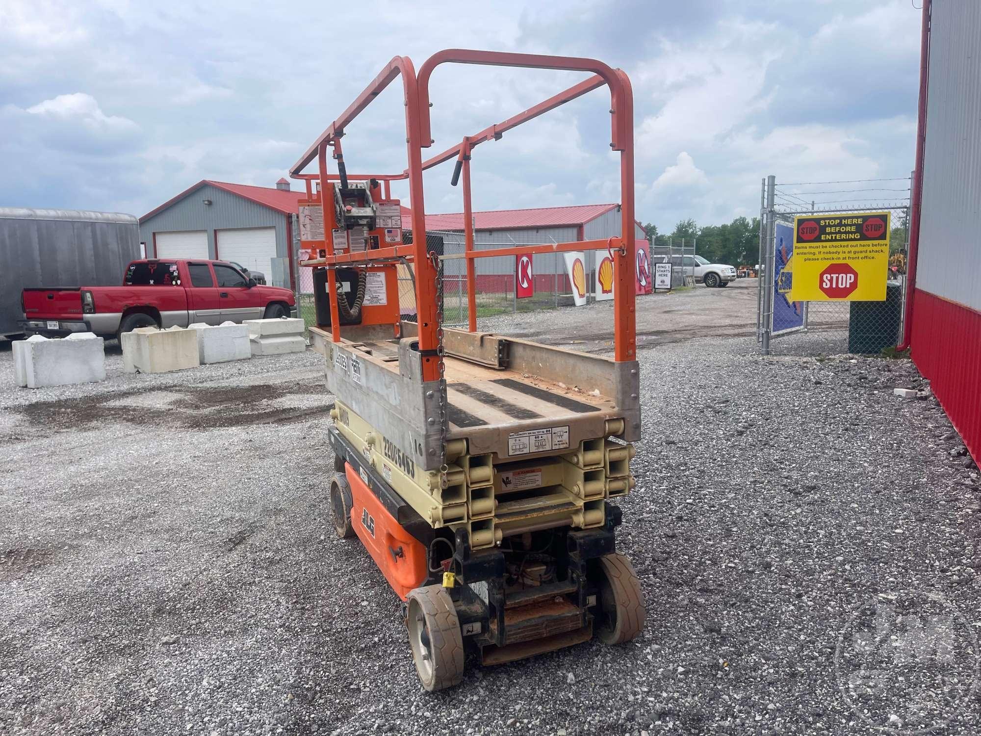 2012 JLG 1930ES 25.3’...... SCISSOR LIFT SN: 0200212048